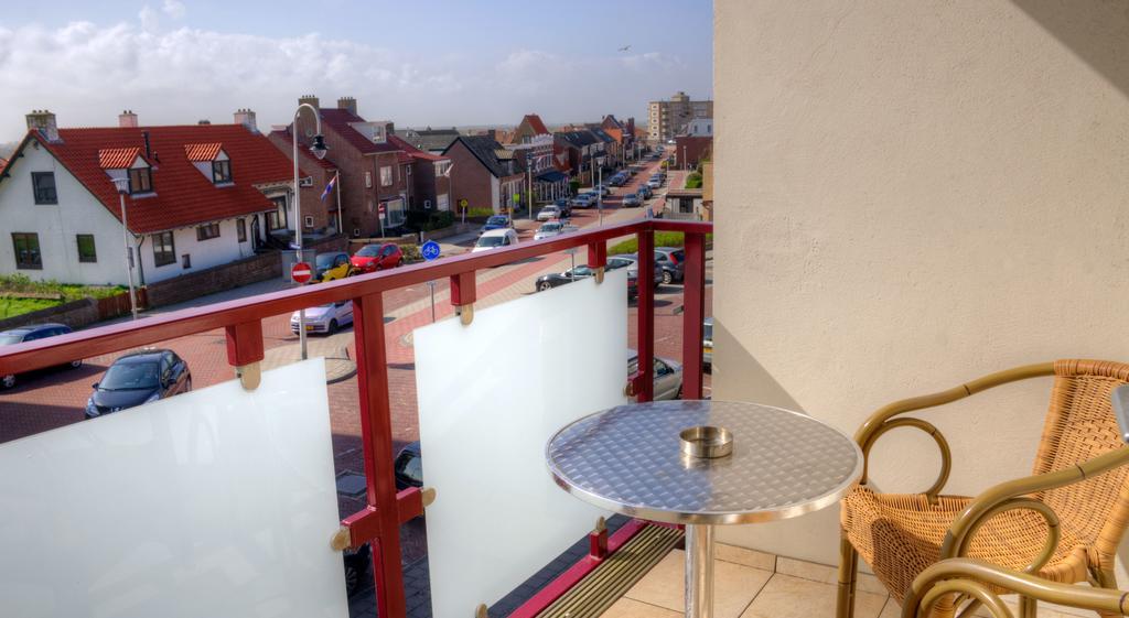 Pension & Spa De Watertoren Зандвоорт Стая снимка