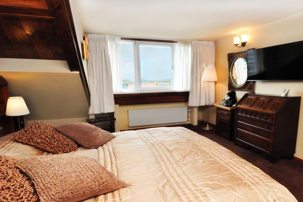 Pension & Spa De Watertoren Зандвоорт Стая снимка